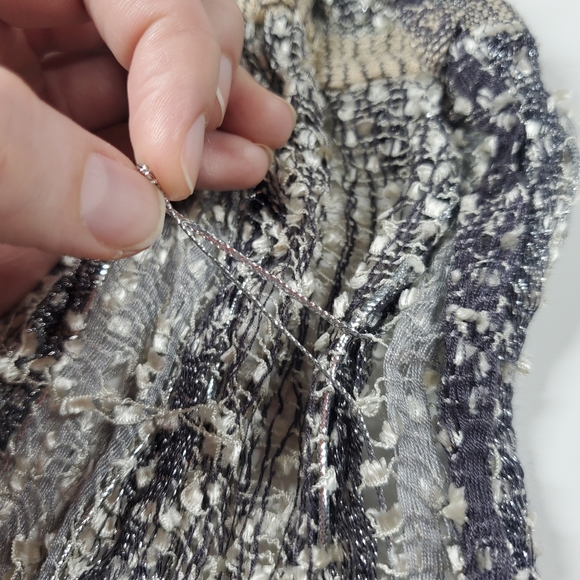 Collection Eighteen Yarn Infinity Scarf - Picture 8 of 11